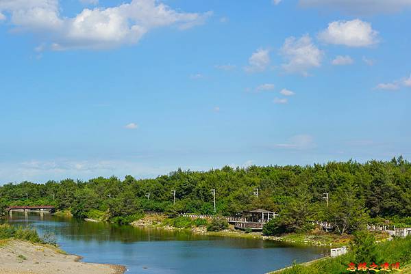 31永安漁港海螺館望北岸濱海遊憩區.jpg