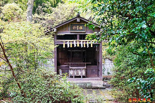 22青葉神社祖靈社.jpg