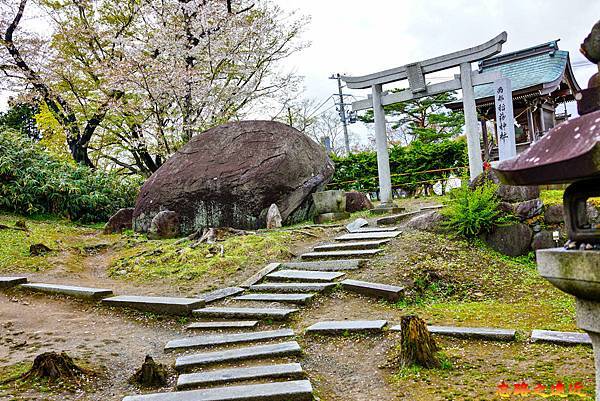 19南部稻荷神社前步道.jpg