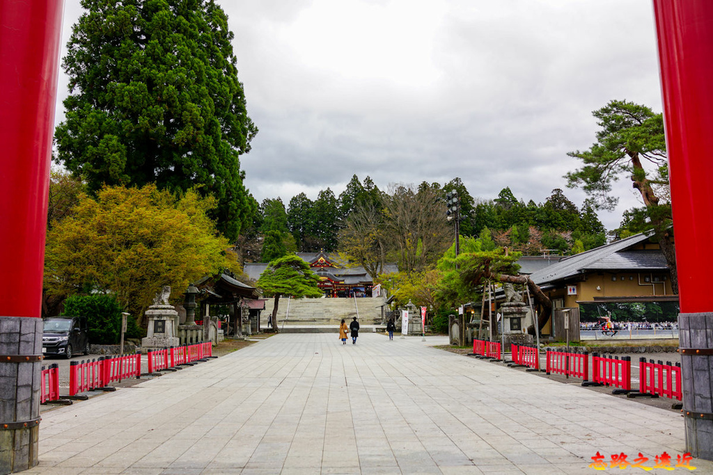 55盛岡八幡宮鳥居前眺望.jpg