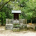 52栗林公園坤毘沙門天祠.jpg