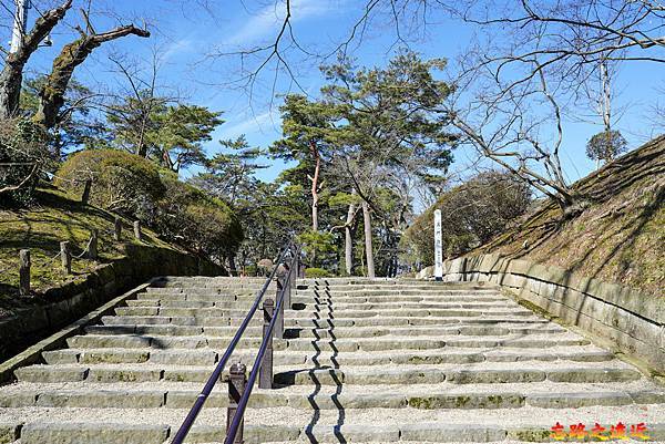 10久保田城裏門跡土壘.jpg