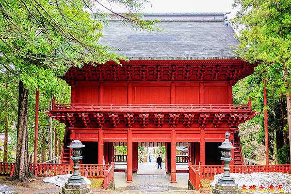 11岩木山神社樓門-回望.jpg