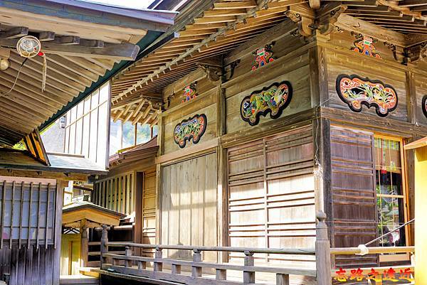 32 大洗磯前神社拜殿側面.jpg