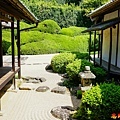 04-07  賴久寺伽藍庭園.jpg