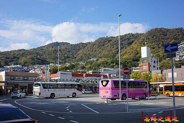 01 阪急箕面站前.jpg