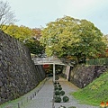 12 金澤城極樂橋下深堀石垣-2.jpg