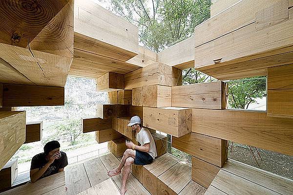 創意建築 | 巨型疊疊樂 | 藤本壯介Sou Fujimoto | Mokuban木頭堆疊之屋
