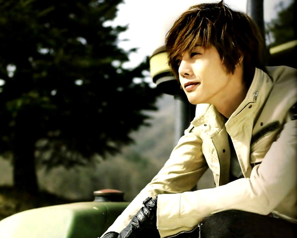 1280x1024 Hyun Joong 賢重