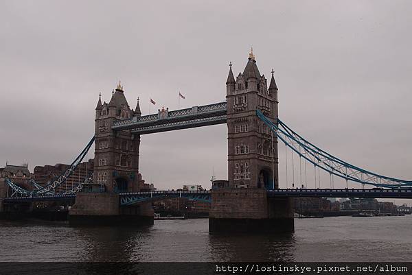 P3105884 P3105884