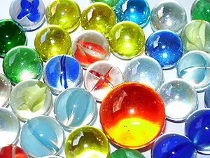 300px-Marbles_01.JPG