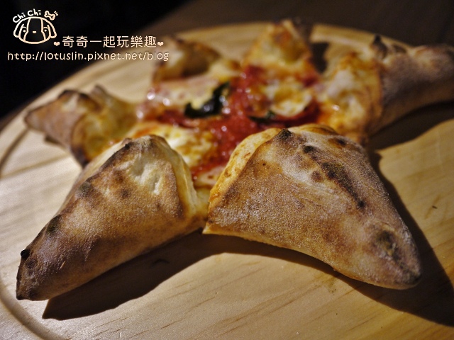 台南 Nero Vulcano Pizza 黑.火山披薩 Pizzakaya披薩居酒屋 台南 Nero Vulcano Pizza 黑.火山披薩 Pizzakaya披薩居酒屋