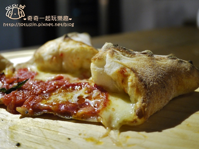 台南 Nero Vulcano Pizza 黑.火山披薩 Pizzakaya披薩居酒屋 台南 Nero Vulcano Pizza 黑.火山披薩 Pizzakaya披薩居酒屋