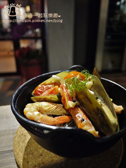 台南 Nero Vulcano Pizza 黑.火山披薩 Pizzakaya披薩居酒屋 台南 Nero Vulcano Pizza 黑.火山披薩 Pizzakaya披薩居酒屋