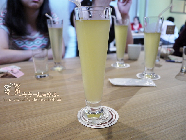 台南 樂禾田 早午餐.日夕食 日式烤飯糰.軟法.歐姆蛋.厚煎鬆餅 台南 樂禾田 早午餐.日夕食 日式烤飯糰.軟法.歐姆蛋.厚煎鬆餅