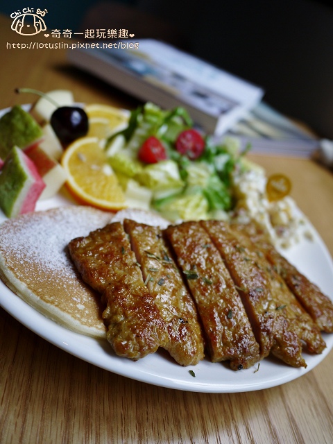 台南 A WEEK PANCAKE&COFFEE 煎鬆餅專賣 早午餐.下午茶推薦 台南 A WEEK PANCAKE&COFFEE 煎鬆餅專賣 早午餐.下午茶推薦