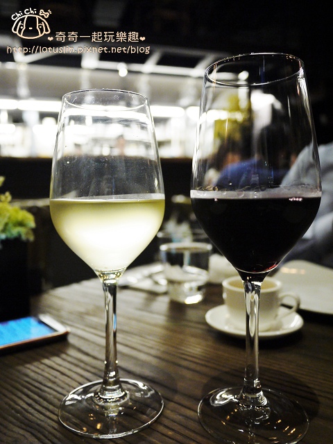 台北 SPOT TAIPEI 新美式料理 小酒館 台北 SPOT TAIPEI 新美式料理 小酒館