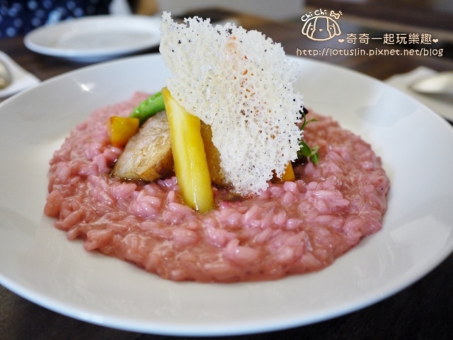 【台北大稻埕.大橋頭站/雙連站】孔雀Peacock Bistro 歐亞料理餐酒館 夢幻 【台北大稻埕.大橋頭站/雙連站】孔雀Peacock Bistro 歐亞料理餐酒館 夢幻