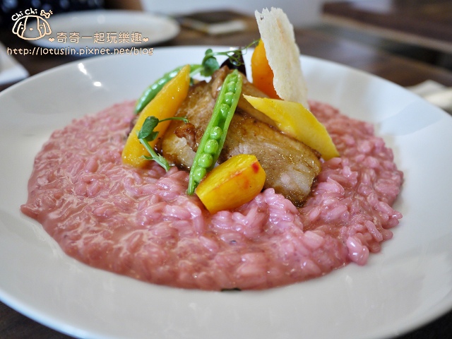 【台北大稻埕.大橋頭站/雙連站】孔雀Peacock Bistro 歐亞料理餐酒館 夢幻 【台北大稻埕.大橋頭站/雙連站】孔雀Peacock Bistro 歐亞料理餐酒館 夢幻