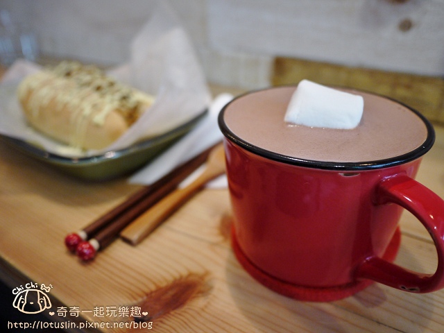 台北 嬉々café 繪本咖啡 松菸巷弄日系咖啡廳 台北 嬉々café 繪本咖啡 松菸巷弄日系咖啡廳