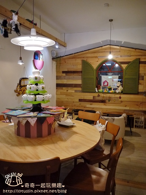 台北 嬉々café 繪本咖啡 松菸巷弄日系咖啡廳 台北 嬉々café 繪本咖啡 松菸巷弄日系咖啡廳