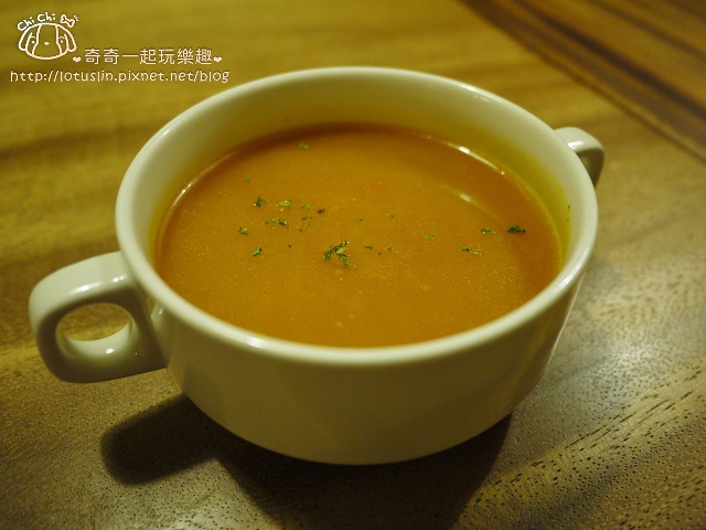 嘉義 小洋蔥Little Onion 義式料理 燉飯X義大利麵 嘉義 小洋蔥Little Onion 義式料理 燉飯X義大利麵