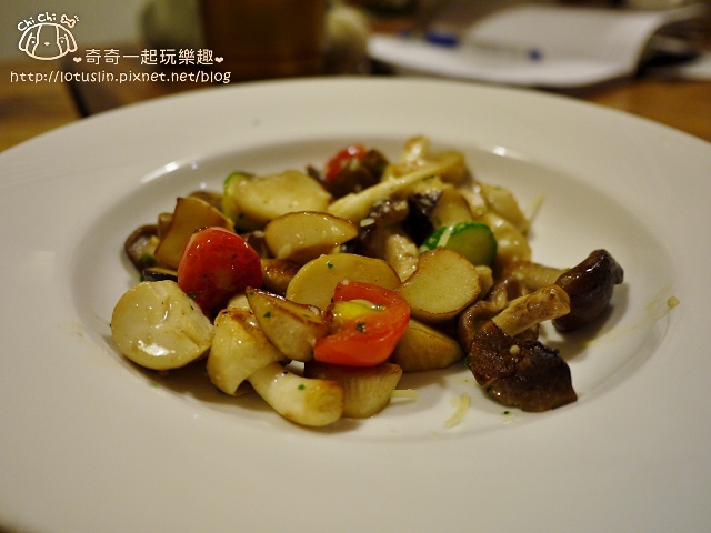 嘉義 小洋蔥Little Onion 義式料理 燉飯X義大利麵 嘉義 小洋蔥Little Onion 義式料理 燉飯X義大利麵