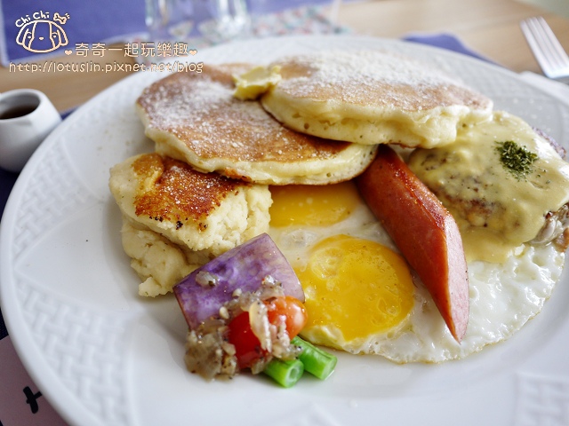 【台南北區.成大】Hello Hello Kitchen 手工美式煎鬆餅早午餐 【台南北區.成大】Hello Hello Kitchen 手工美式煎鬆餅早午餐