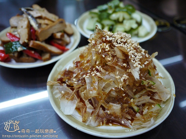 【新北板橋.板橋站】板橋遠百周邊美食 祥發養生蔬菜排骨麵食館 【新北板橋.板橋站】板橋遠百周邊美食 祥發養生蔬菜排骨麵食館