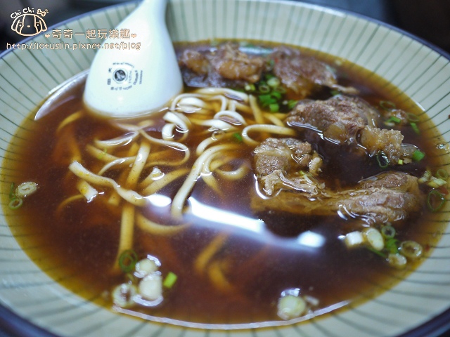 【新北板橋.板橋站】板橋遠百周邊美食 祥發養生蔬菜排骨麵食館 【新北板橋.板橋站】板橋遠百周邊美食 祥發養生蔬菜排骨麵食館