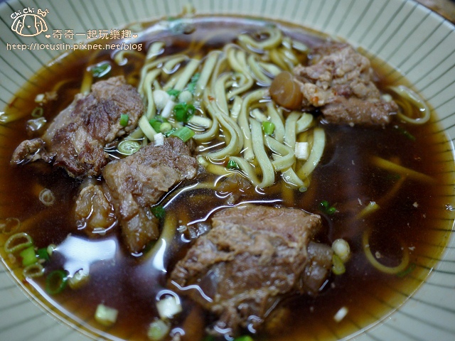 【新北板橋.板橋站】板橋遠百周邊美食 祥發養生蔬菜排骨麵食館 【新北板橋.板橋站】板橋遠百周邊美食 祥發養生蔬菜排骨麵食館