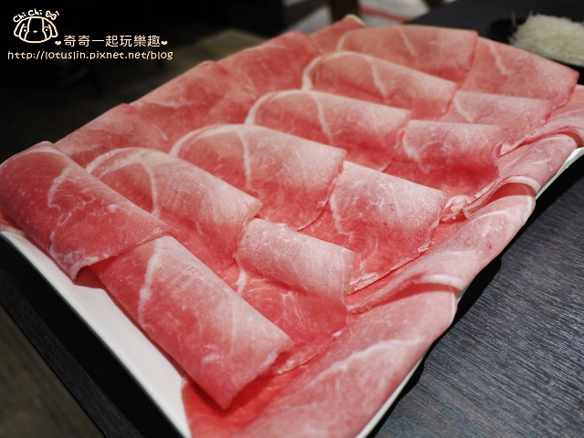 【台北.民權西路站】方圓涮涮屋(撫順店)頂級肉品火鍋 【台北.民權西路站】方圓涮涮屋(撫順店)頂級肉品火鍋