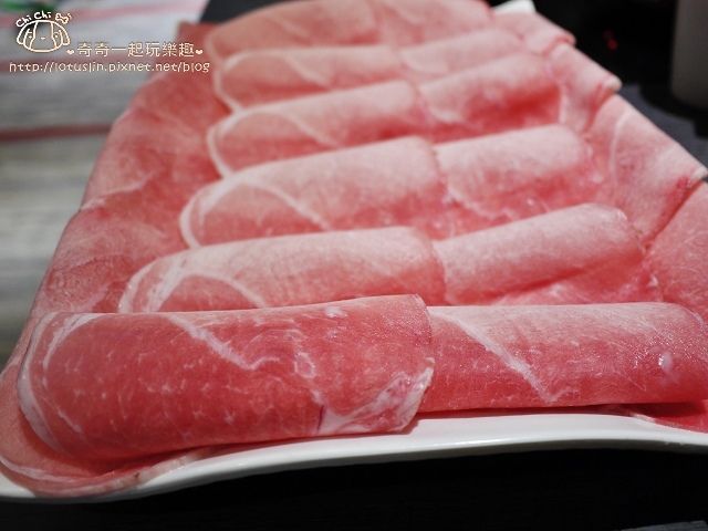 【台北.民權西路站】方圓涮涮屋(撫順店)頂級肉品火鍋 【台北.民權西路站】方圓涮涮屋(撫順店)頂級肉品火鍋