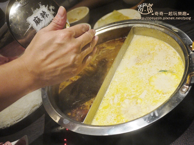 【台北.民權西路站】方圓涮涮屋(撫順店)頂級肉品火鍋 【台北.民權西路站】方圓涮涮屋(撫順店)頂級肉品火鍋