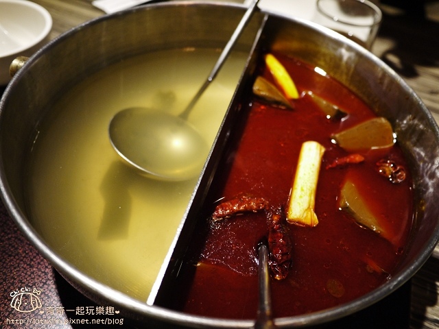 【台北松山.南京三民站/台北小巨蛋站】麻神麻辣火鍋-傳說中的神秘頂級麻辣鴛鴦鍋 【台北松山.南京三民站/台北小巨蛋站】麻神麻辣火鍋-傳說中的神秘頂級麻辣鴛鴦鍋