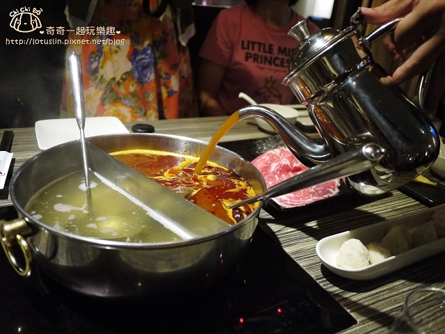 【台北松山.南京三民站/台北小巨蛋站】麻神麻辣火鍋-傳說中的神秘頂級麻辣鴛鴦鍋 【台北松山.南京三民站/台北小巨蛋站】麻神麻辣火鍋-傳說中的神秘頂級麻辣鴛鴦鍋