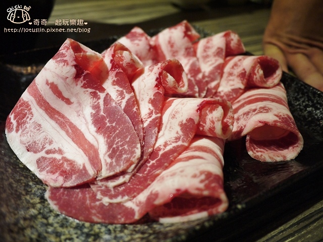 【台北松山.南京三民站/台北小巨蛋站】麻神麻辣火鍋-傳說中的神秘頂級麻辣鴛鴦鍋 【台北松山.南京三民站/台北小巨蛋站】麻神麻辣火鍋-傳說中的神秘頂級麻辣鴛鴦鍋