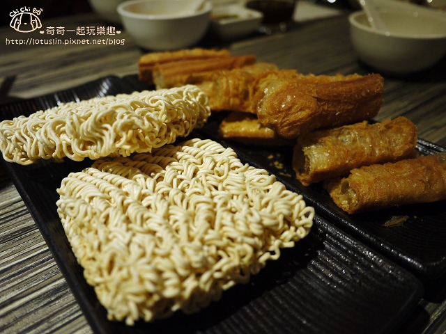 【台北松山.南京三民站/台北小巨蛋站】麻神麻辣火鍋-傳說中的神秘頂級麻辣鴛鴦鍋 【台北松山.南京三民站/台北小巨蛋站】麻神麻辣火鍋-傳說中的神秘頂級麻辣鴛鴦鍋