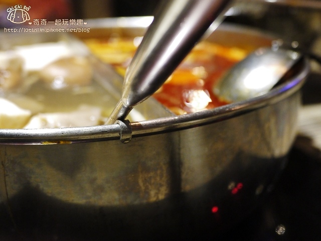 【台北松山.南京三民站/台北小巨蛋站】麻神麻辣火鍋-傳說中的神秘頂級麻辣鴛鴦鍋 【台北松山.南京三民站/台北小巨蛋站】麻神麻辣火鍋-傳說中的神秘頂級麻辣鴛鴦鍋