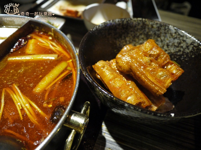 【台北松山.南京三民站/台北小巨蛋站】麻神麻辣火鍋-傳說中的神秘頂級麻辣鴛鴦鍋 【台北松山.南京三民站/台北小巨蛋站】麻神麻辣火鍋-傳說中的神秘頂級麻辣鴛鴦鍋