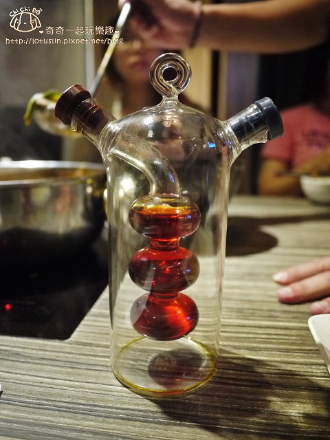 【台北松山.南京三民站/台北小巨蛋站】麻神麻辣火鍋-傳說中的神秘頂級麻辣鴛鴦鍋 【台北松山.南京三民站/台北小巨蛋站】麻神麻辣火鍋-傳說中的神秘頂級麻辣鴛鴦鍋