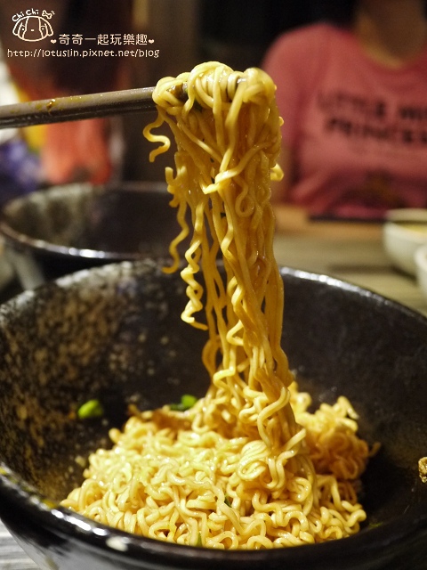 【台北松山.南京三民站/台北小巨蛋站】麻神麻辣火鍋-傳說中的神秘頂級麻辣鴛鴦鍋 【台北松山.南京三民站/台北小巨蛋站】麻神麻辣火鍋-傳說中的神秘頂級麻辣鴛鴦鍋