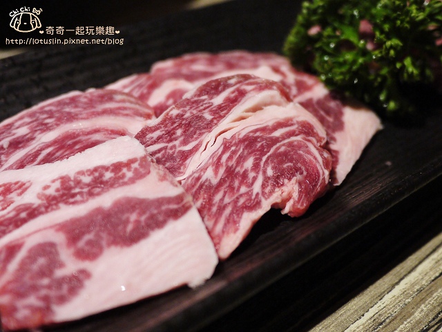 【台北松山.南京三民站/台北小巨蛋站】麻神麻辣火鍋-傳說中的神秘頂級麻辣鴛鴦鍋 【台北松山.南京三民站/台北小巨蛋站】麻神麻辣火鍋-傳說中的神秘頂級麻辣鴛鴦鍋