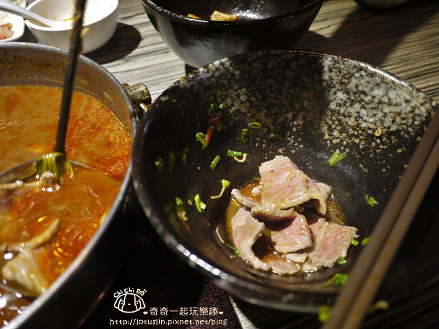 【台北松山.南京三民站/台北小巨蛋站】麻神麻辣火鍋-傳說中的神秘頂級麻辣鴛鴦鍋 【台北松山.南京三民站/台北小巨蛋站】麻神麻辣火鍋-傳說中的神秘頂級麻辣鴛鴦鍋