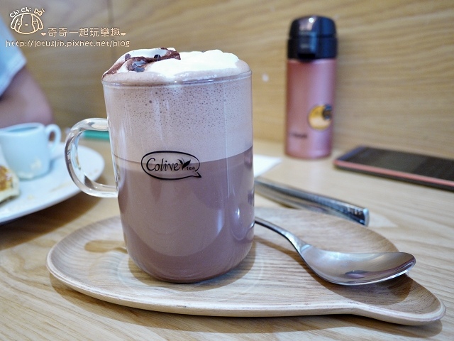 【台北東區.永春站】Colive Tea House-暖心系甜點 舒芙蕾鍋煎鬆餅 【台北東區.永春站】Colive Tea House-暖心系甜點 舒芙蕾鍋煎鬆餅