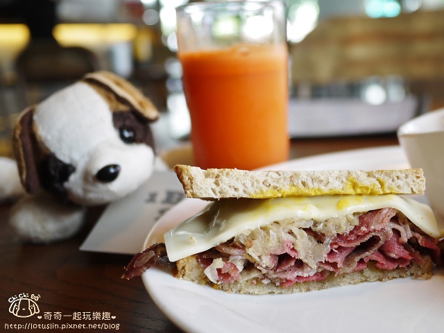 【台北東區.101世貿站】1Bite2Go(信義店)-國賓飯店旗下餐飲 美式風三明治 【台北東區.101世貿站】1Bite2Go(信義店)-國賓飯店旗下餐飲 美式風三明治