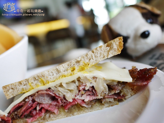 【台北東區.101世貿站】1Bite2Go(信義店)-國賓飯店旗下餐飲 美式風三明治 【台北東區.101世貿站】1Bite2Go(信義店)-國賓飯店旗下餐飲 美式風三明治