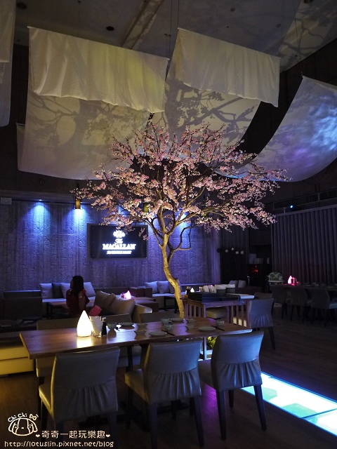 【台北東區.象山站】izumi by sumi 湶-食尚玩家推薦之加州壽司專賣.Lounge bar 【台北東區.象山站】izumi by sumi 湶-食尚玩家推薦之加州壽司專賣.Lounge bar