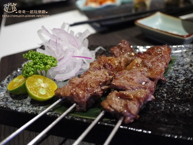 【台北東區.象山站】izumi by sumi 湶-食尚玩家推薦之加州壽司專賣.Lounge bar 【台北東區.象山站】izumi by sumi 湶-食尚玩家推薦之加州壽司專賣.Lounge bar