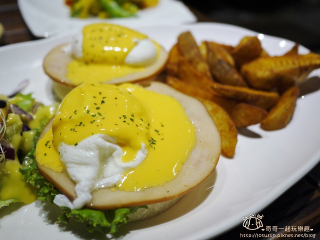 【台北東區.市政府站】鄰居家Next Door松菸店-激推花生醬脆薯 【台北東區.市政府站】鄰居家Next Door松菸店-激推花生醬脆薯